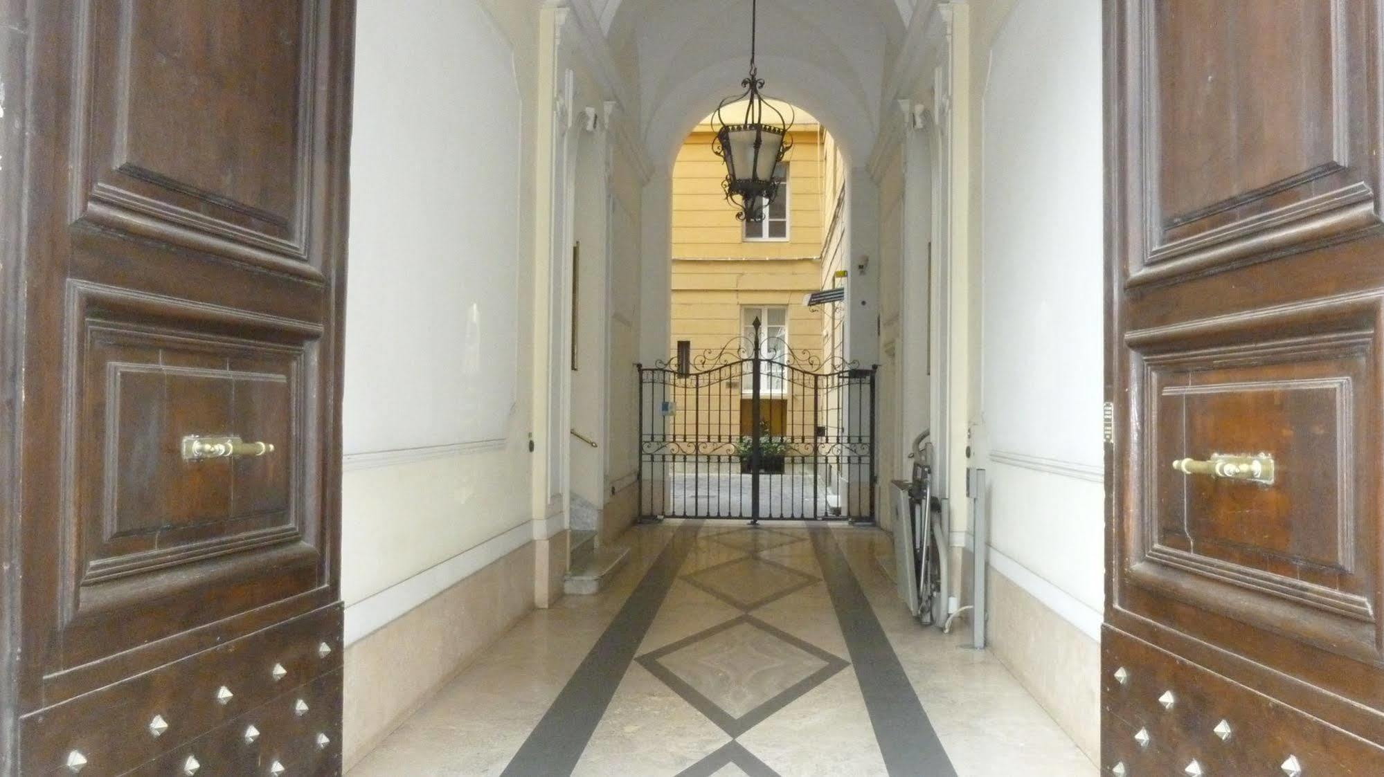 Piccolo Imperiale Bed & Breakfast Rome Exterior photo