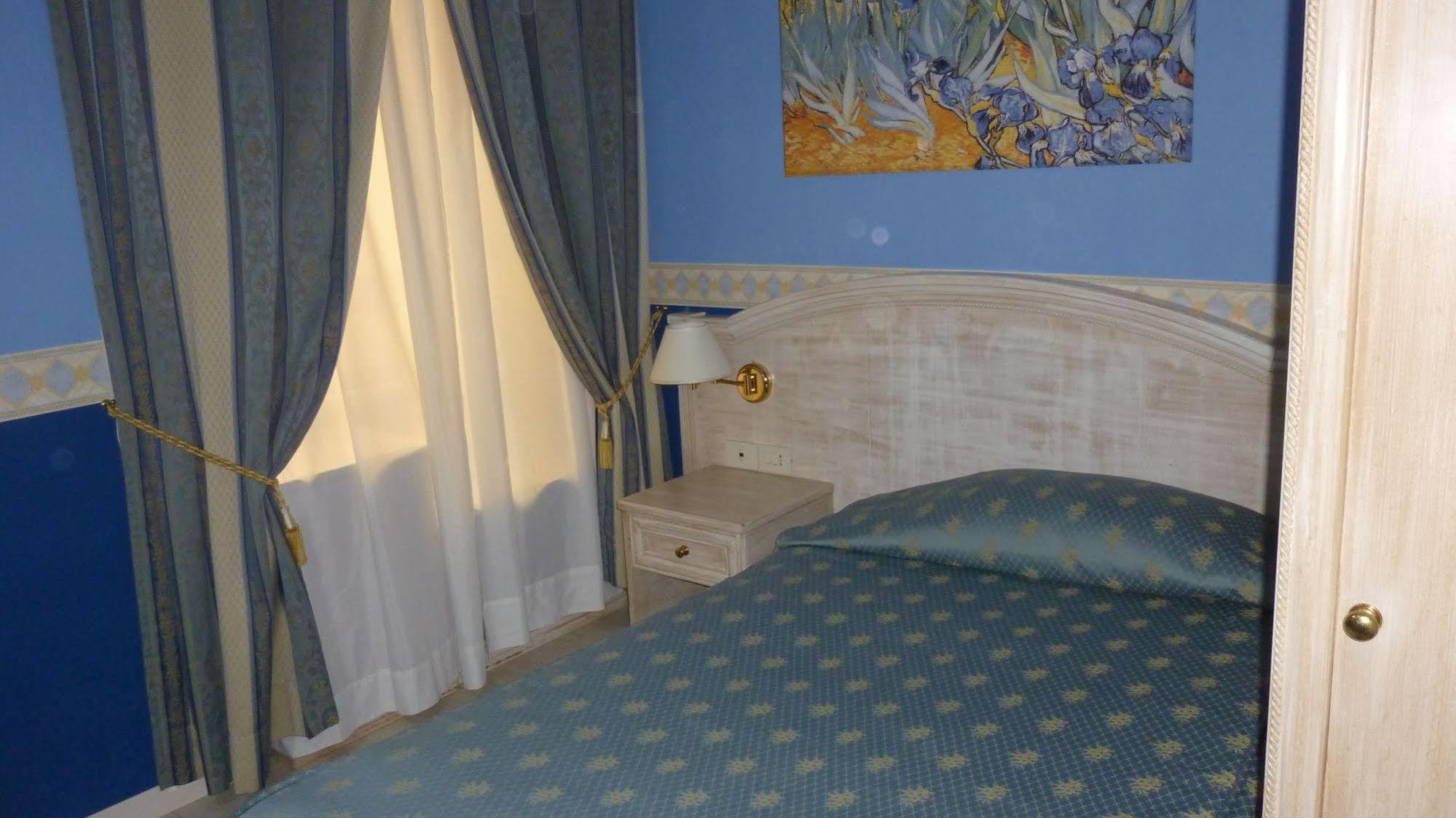 Piccolo Imperiale Bed & Breakfast Rome Exterior photo