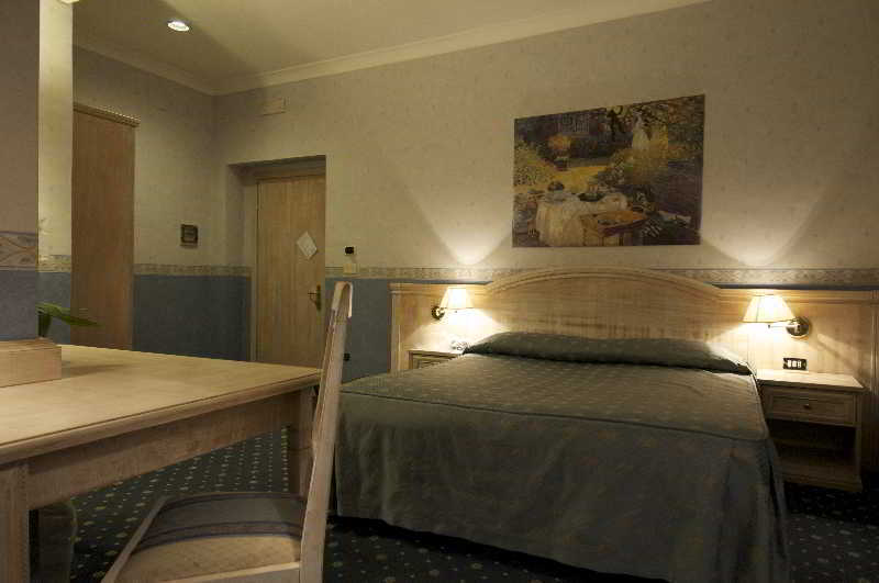 Piccolo Imperiale Bed & Breakfast Rome Exterior photo